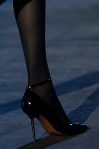 Look 5